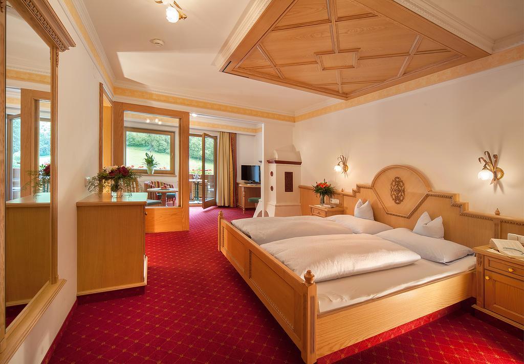 Landhotel Denggerhof Mayrhofen Pokoj fotografie